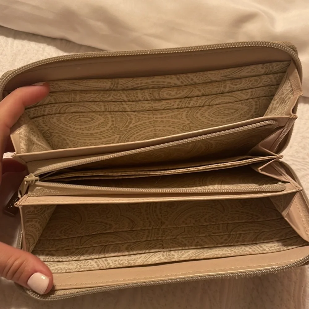 Hobo cream leather wallet - Picture 2 of 3